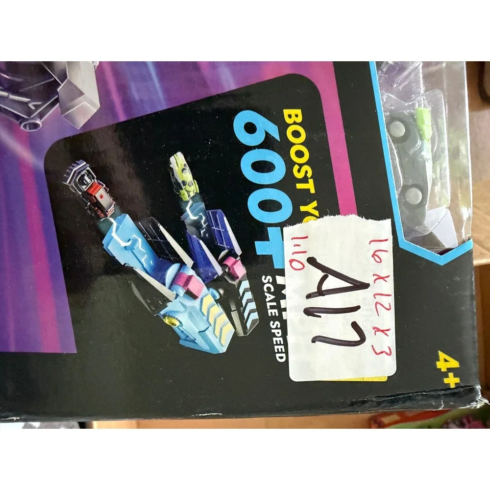 Hyper Burst Shockout Circuit Battle Race Track Set 600 MPH Scale Speed 2 Cars